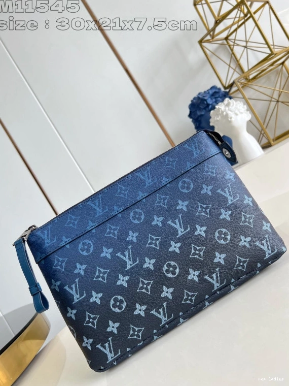 Cheap VOYAGE LOUIS POCHETTE VUITTON SOUPLE-30*21*7.5CM 0812